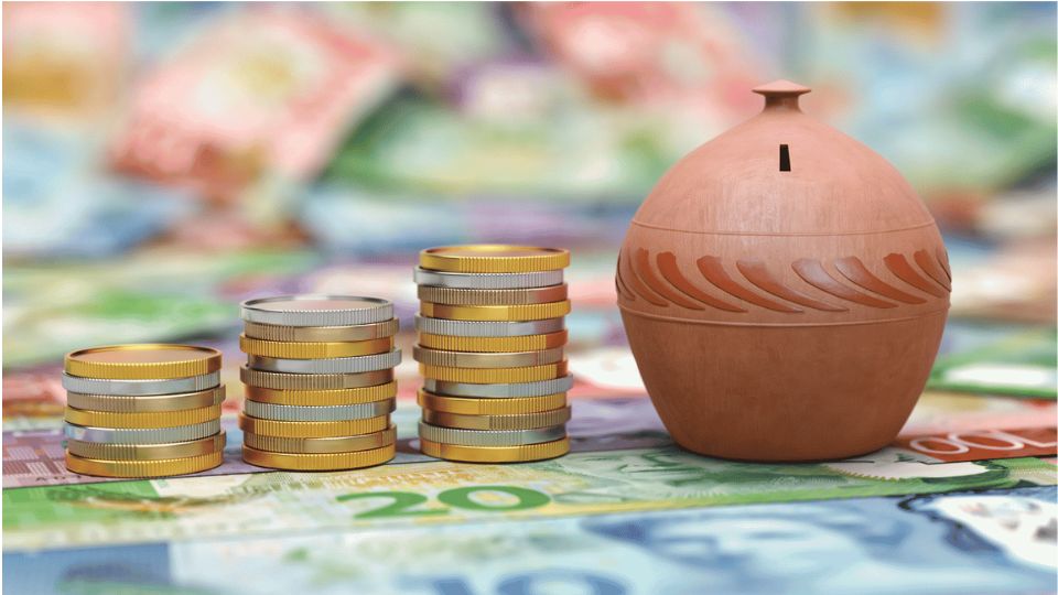 Why Consistent Saving Matters More Than Saving Large Amounts